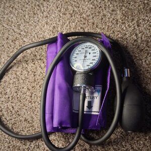 ABC BLOOD PRESSURE CUFF SPHYGMOMANOMETER, MMHG MODEL #A 104438-8